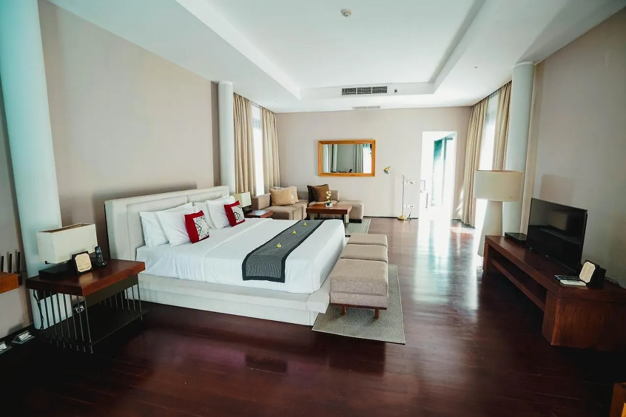 סמיניאק Javana Royal Villas
