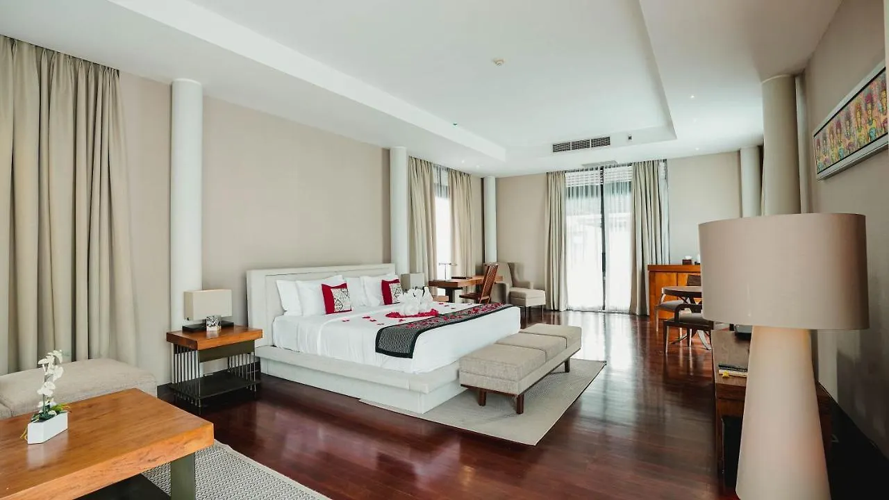 סמיניאק Javana Royal Villas